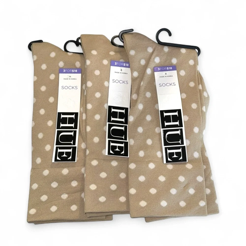 Hue Ultrasmooth Chino Beige Polka Dot Socks Womens One Size Fits Most 3 Pair New